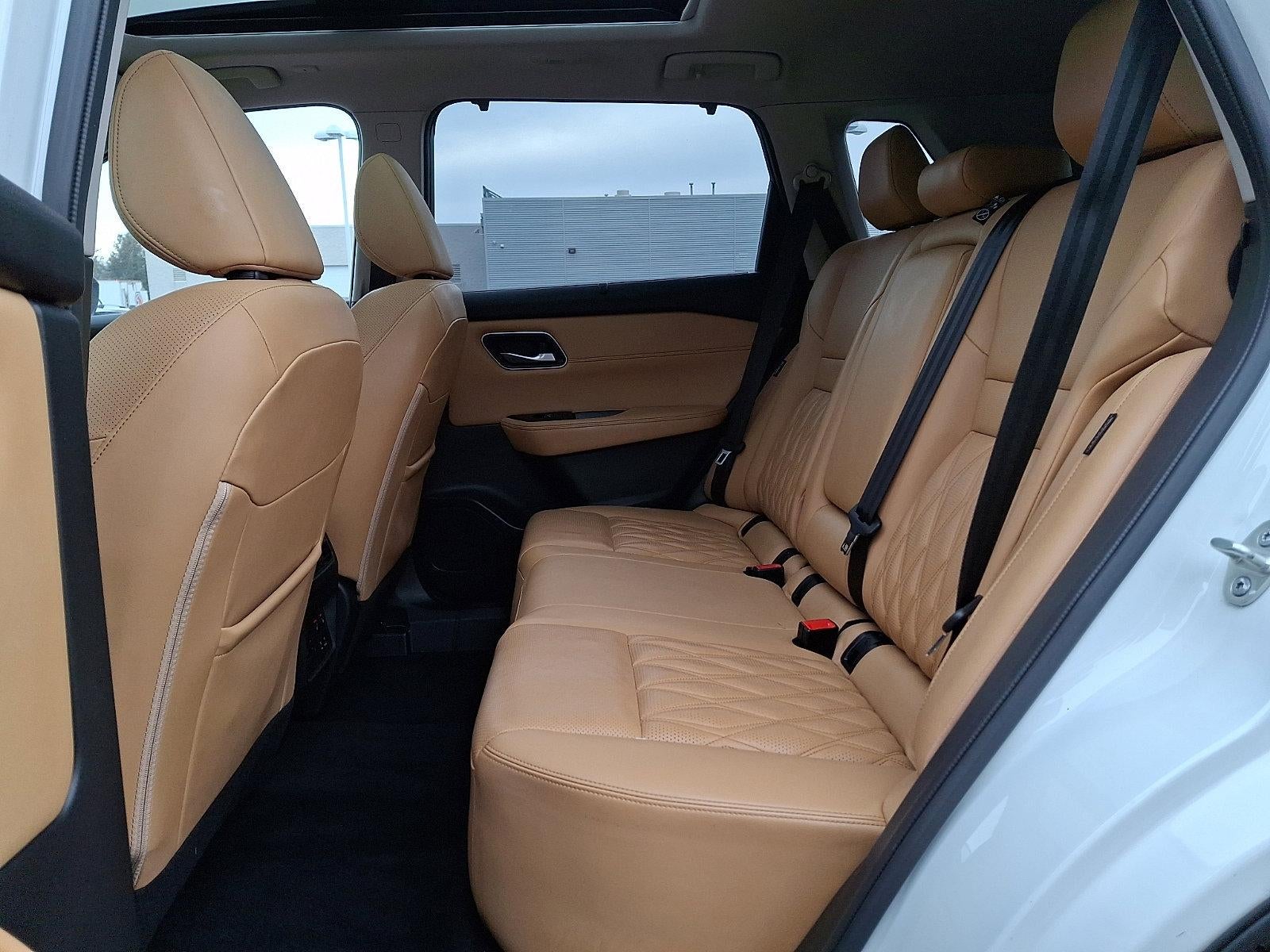 2023 Nissan Rogue AWD Platinum *Ltd Avail*