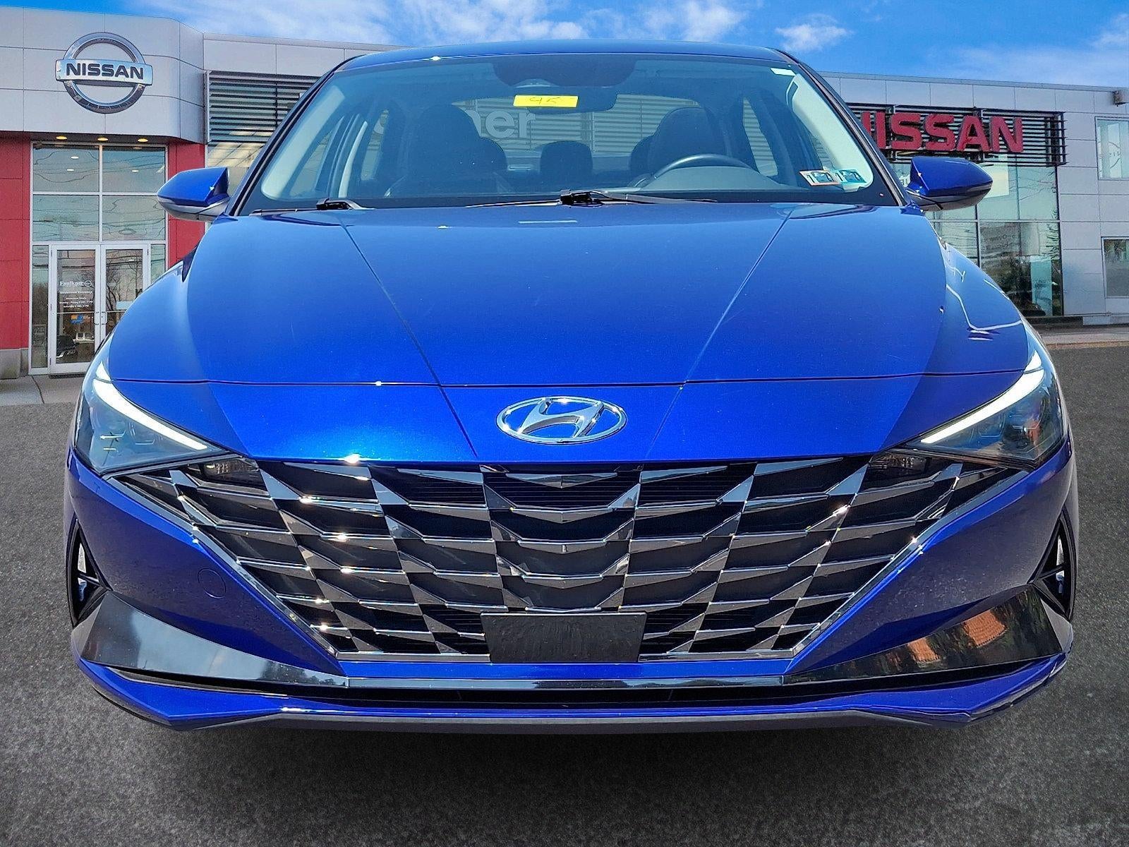 2023 Hyundai ELANTRA Limited IVT