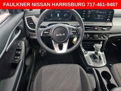 2025 Kia Seltos LX IVT AWD
