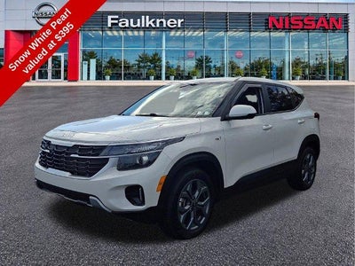2025 Kia Seltos LX IVT AWD