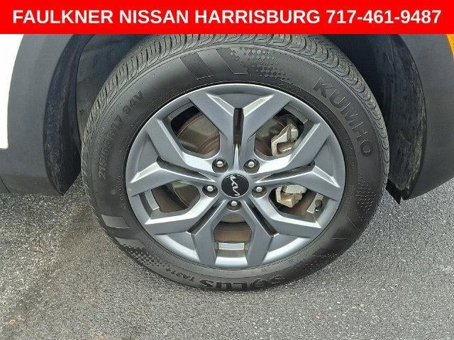 2025 Kia Seltos LX IVT AWD