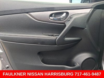 2016 Nissan Rogue AWD 4dr SV