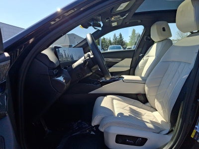 2024 BMW i5 M60 Sedan