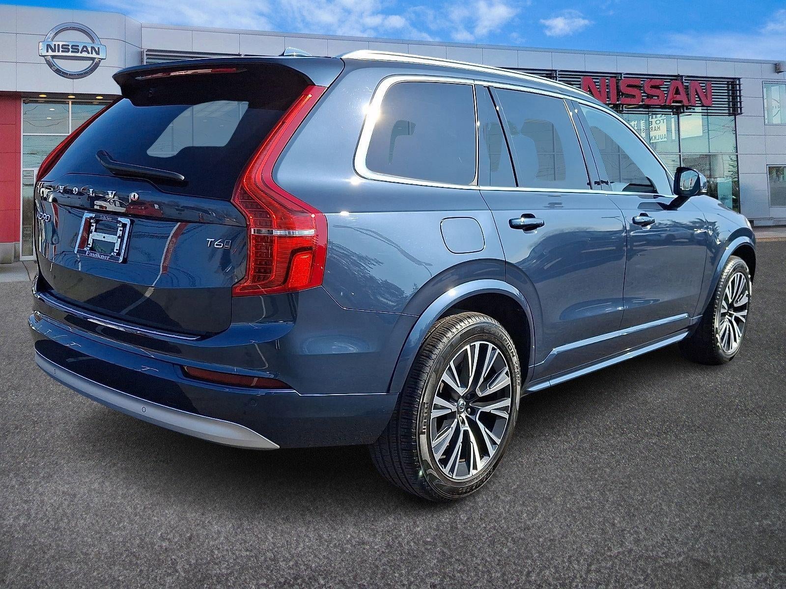 2022 Volvo XC90 T6 AWD Momentum 7P