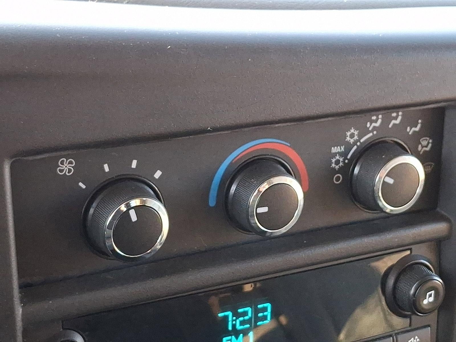 2011 Chevrolet Express Passenger 1LS