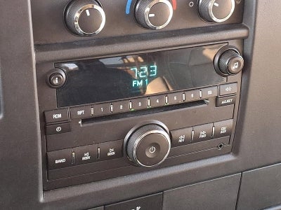 2011 Chevrolet Express Passenger 1LS