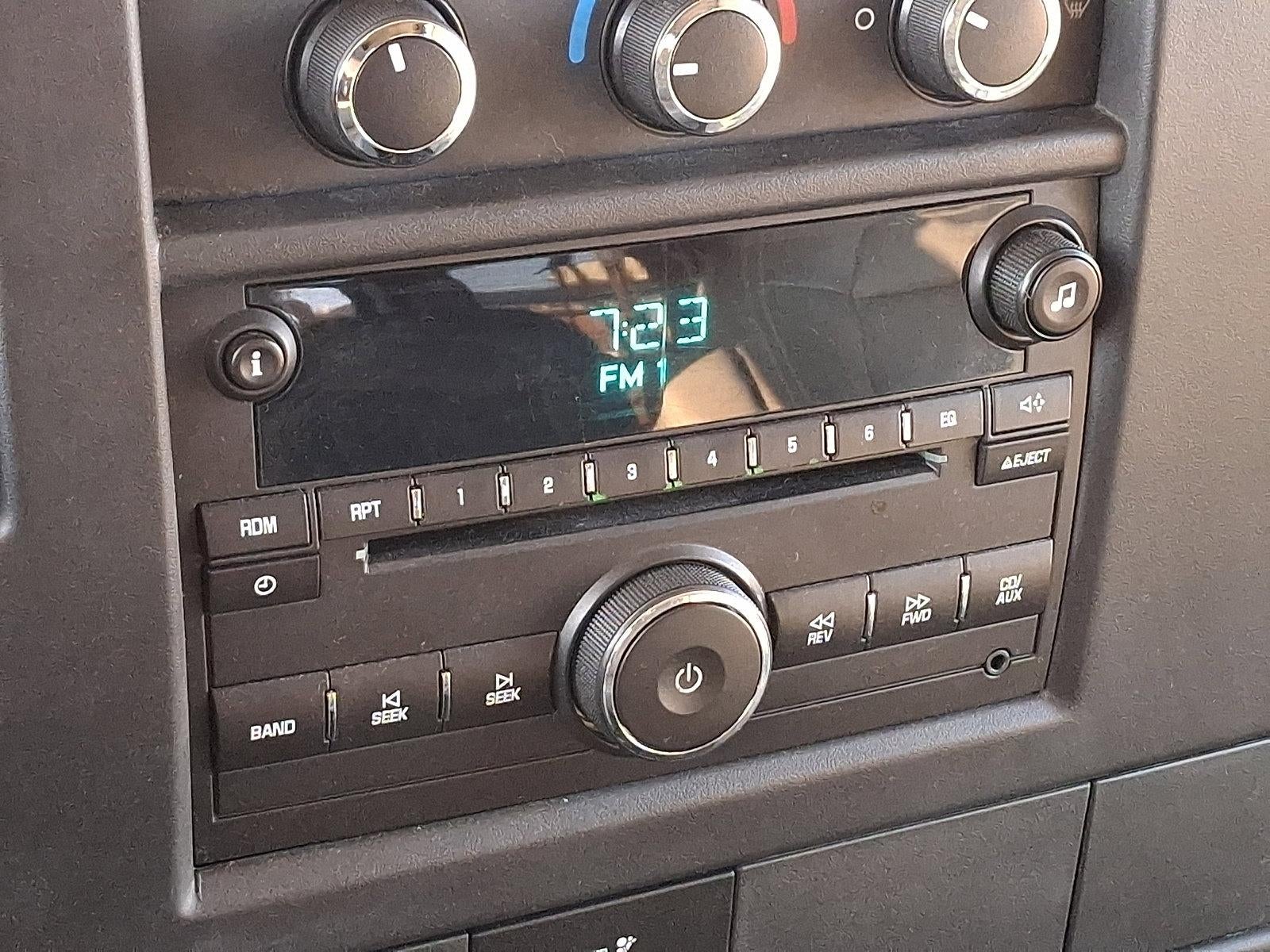 2011 Chevrolet Express Passenger 1LS