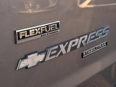 2011 Chevrolet Express Passenger 1LS