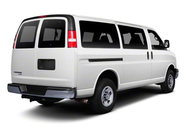 2011 Chevrolet Express Passenger 1LS