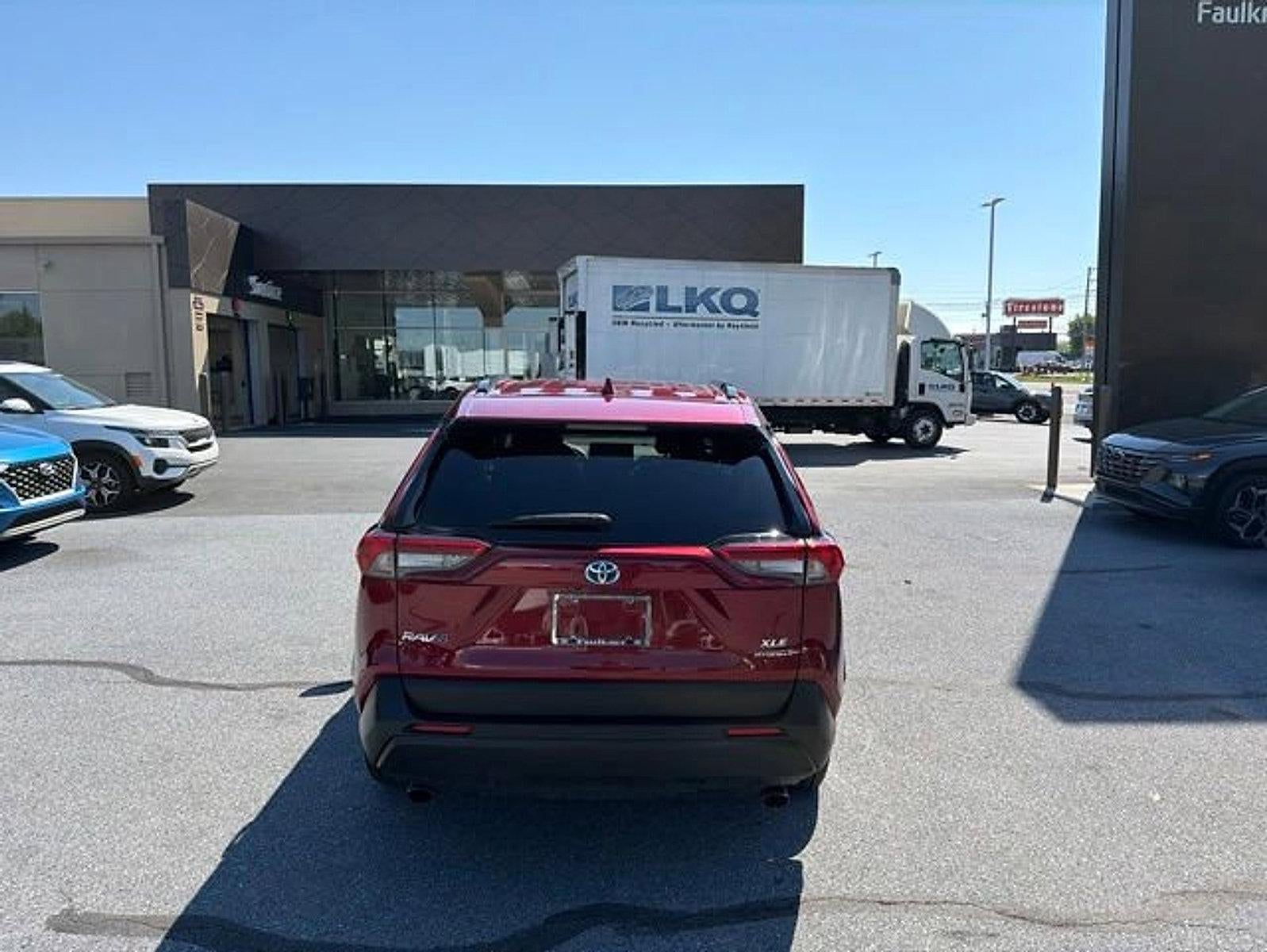 2021 Toyota RAV4 Hybrid XLE Premium