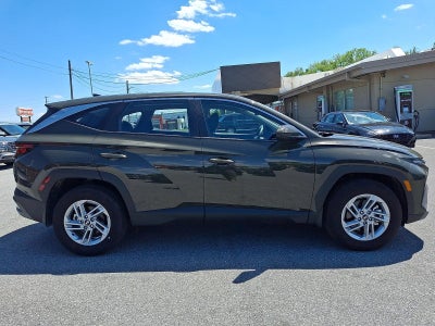 2025 Hyundai TUCSON SE