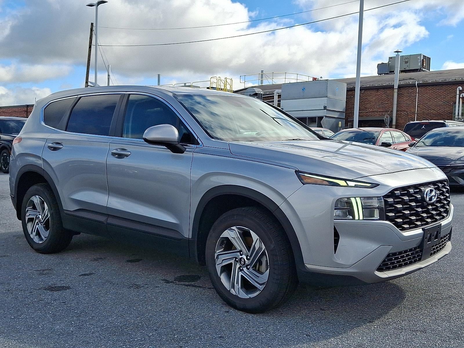 2022 Hyundai SANTA FE SE