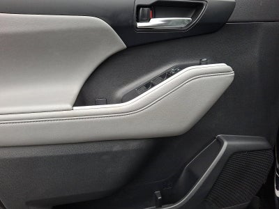 2020 Toyota Highlander Hybrid XLE