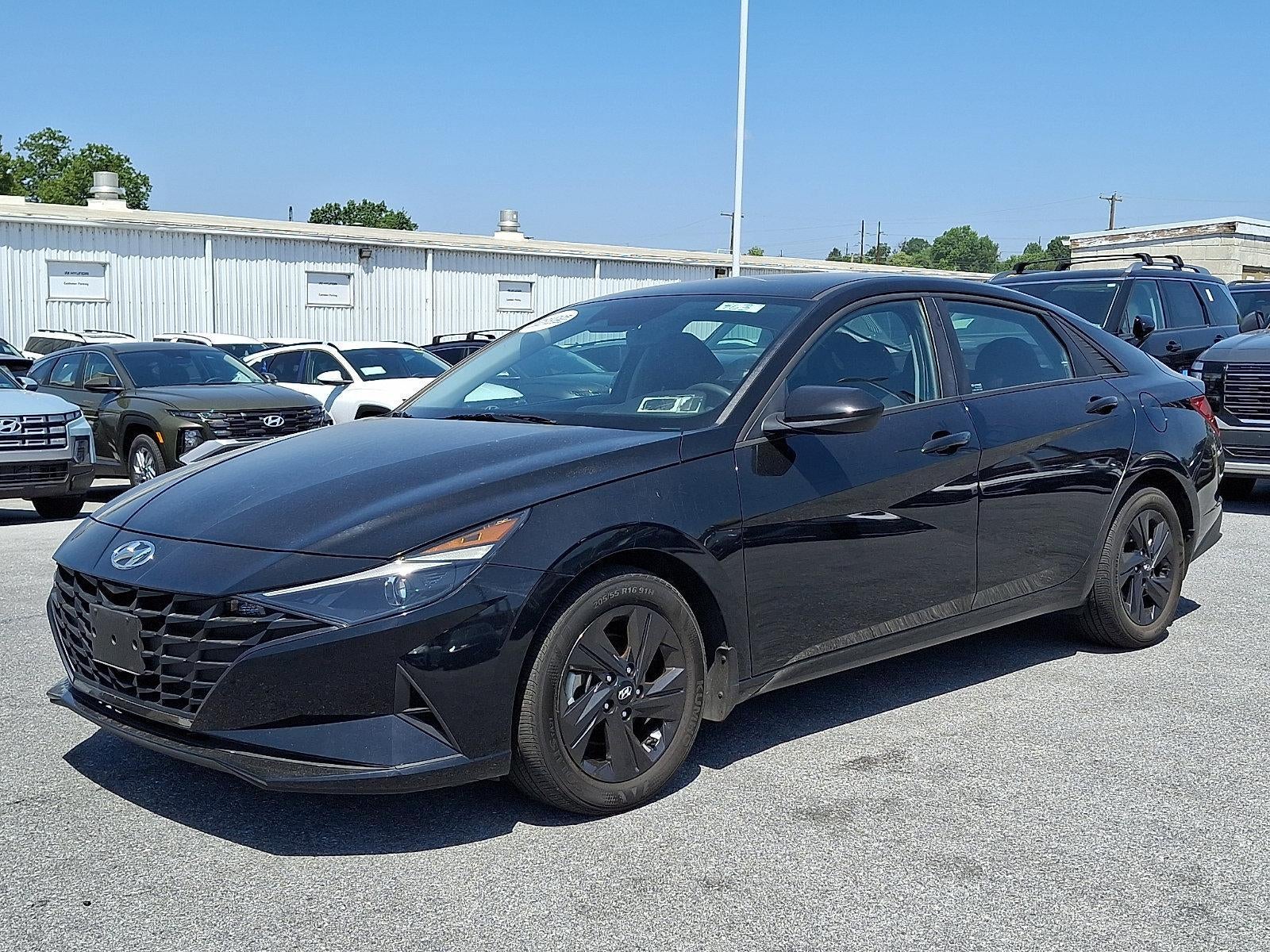 2023 Hyundai ELANTRA SEL