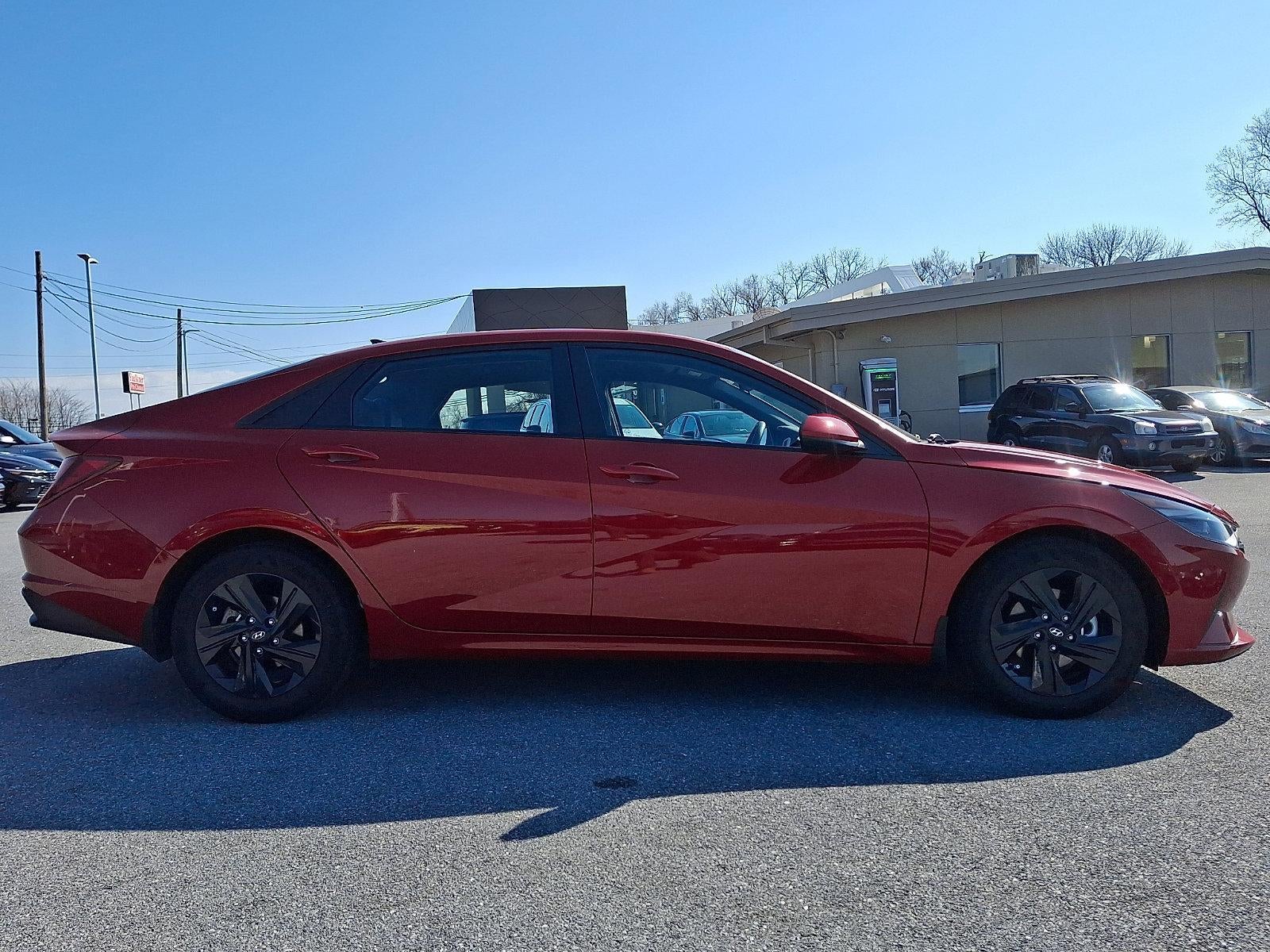 2023 Hyundai ELANTRA SEL